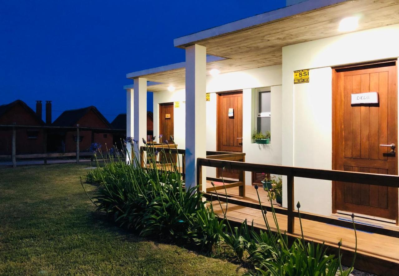 Unique Hotel & Suites Punta Del Diablo Luaran gambar